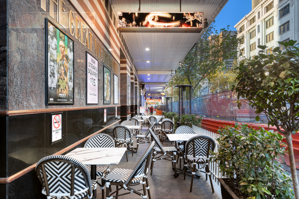 Outdoor Social Area | Great Southern Bar